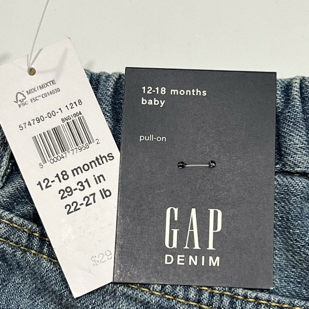 NWT GAP Baby Girls Denim Shorts Sz 12-18M  Medium Wash #574790 - Picture 3 of 4